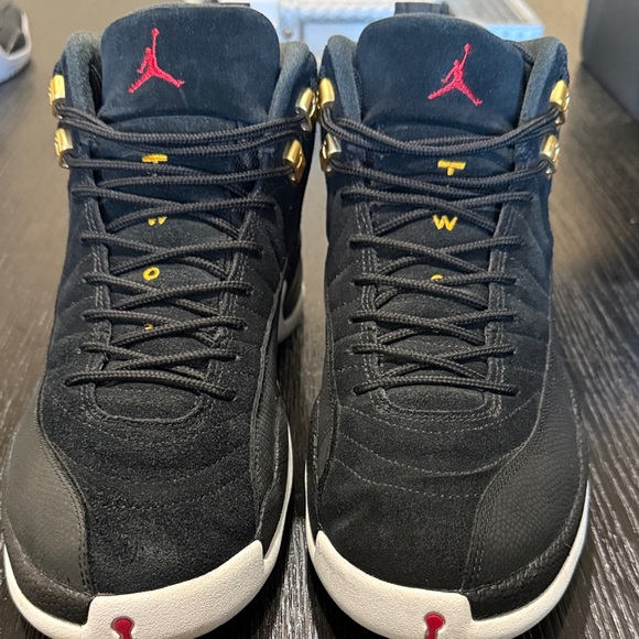 Jordan 12 Retro Reverse Taxi Size 12 - Picture 3 of 9